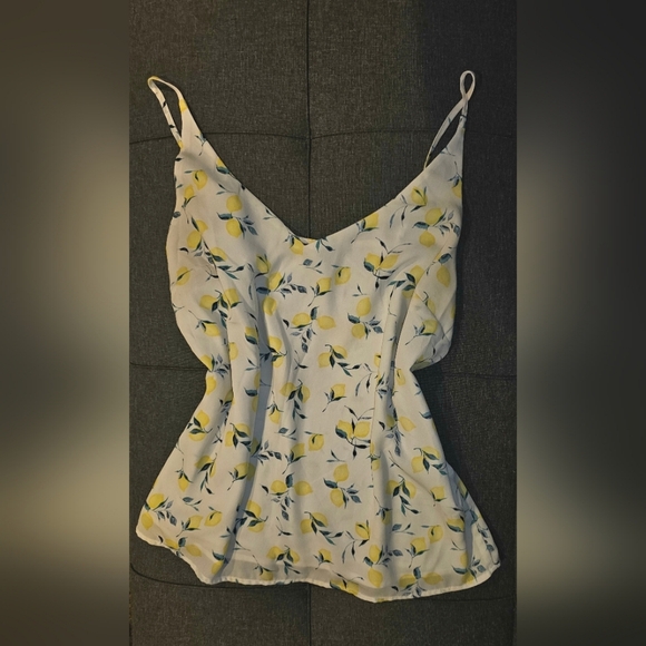 Lemons and Sprigs Flowy Garden Camisole - Picture 1 of 4